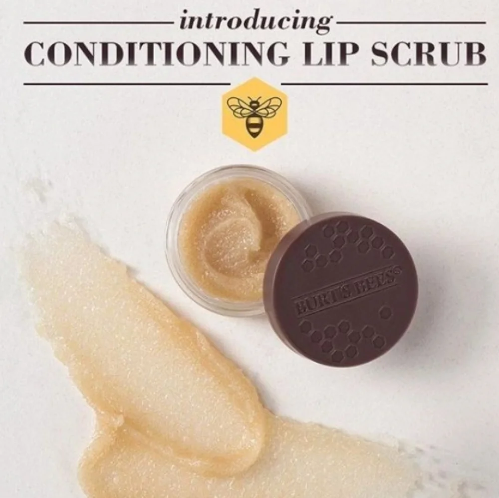 2/$20 5pc.Burt's bees revitalizing natural lip & face treatment bundle - Picture 3 of 12